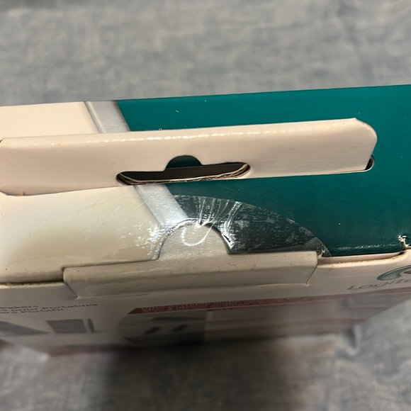 New Logitech V10 Notebook Portable Speakers Black/Silver - Picture 8 of 8